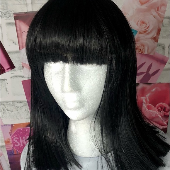 Darkest Brown/Black Straight Shoulder Length Synthetic Wig with Bangs - Picture 2 of 5